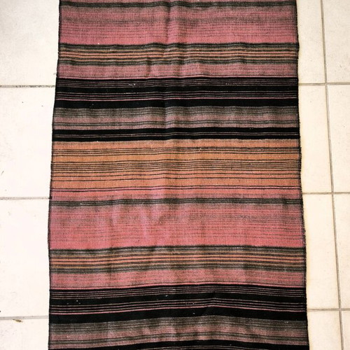 Traditional Handmade Rug 65cm x 1.40m like new