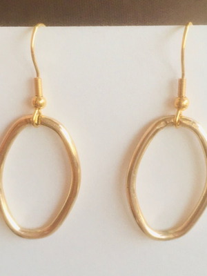 Handmade earrings new, gold-colored