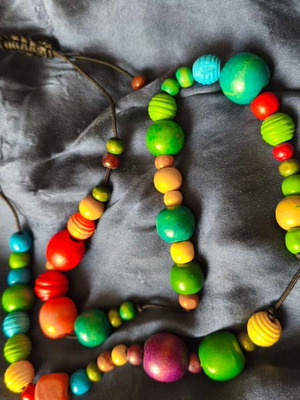 Гердан от естествени дървени мъниста нов