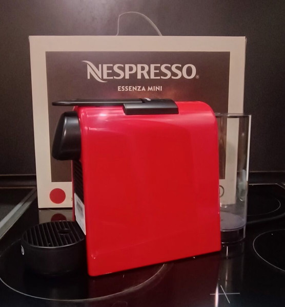 NESPRESSO ESSENZA MINI RUBY RED