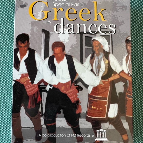 Greek Dances 4 DVD like new, traditional dances from all over Greece