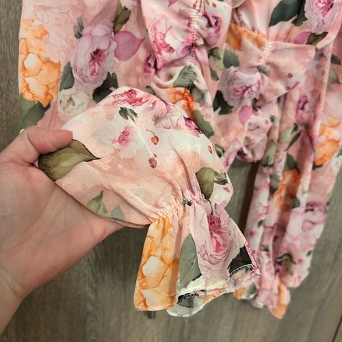 Crop top women's pink with flowers like new
