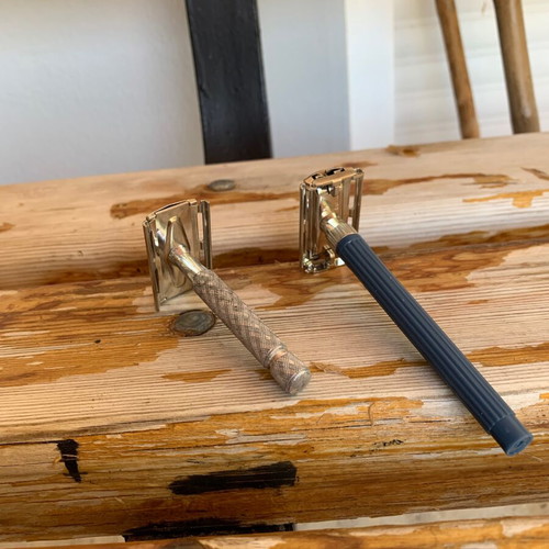 Gillette G1000 and Gillette Tech Aluminum vintage razors set