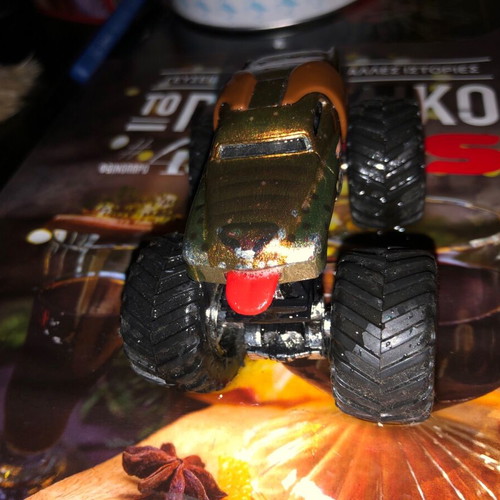 Monster truck like new