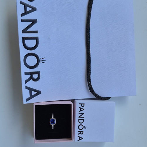 Pandora ring with blue stone size 56, silver s925, new