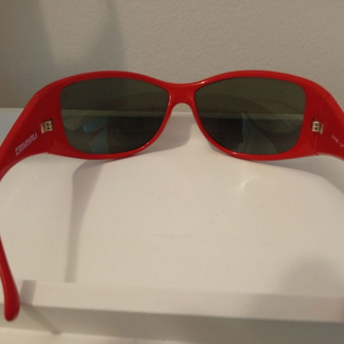 Criminal red sunglasses like new