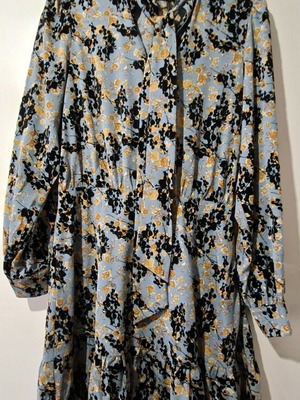 Elli White floral dress like new with velvet black details