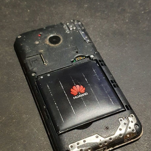 Huawei Ascend Y330 μεταχειρισμένο για ανταλλακτικά ή επισκευή