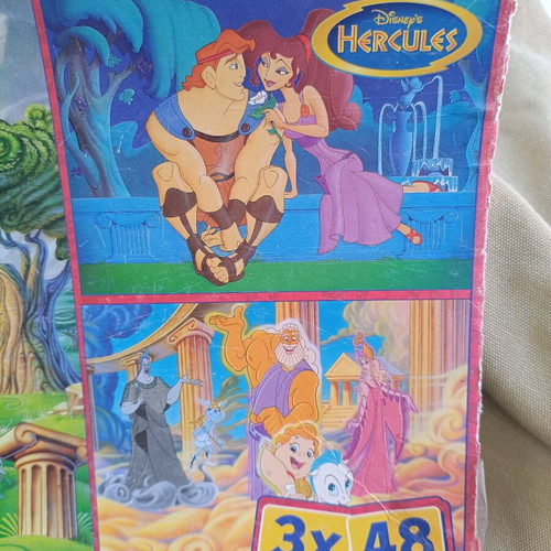 Vintage Clementoni Disney puzzles used, 2 puzzles of 48 pieces each