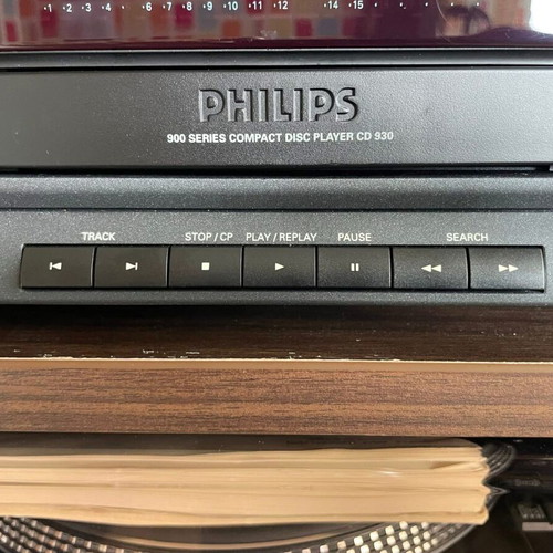 Philips CD 930 like new with remote control