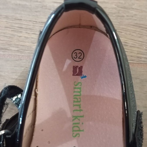 Smart Kids black ballerina shoes size 32 with rhinestones
