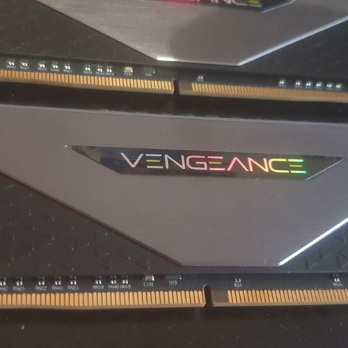 Corsair Vengeance LPX 32GB RGB DDR4 3600MHz Desktop Memory RAM like new