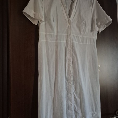 White dress with buttons like new, cotton with elastane, size L