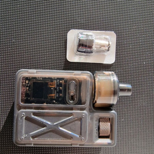 Uwell vape like new with coil no box
