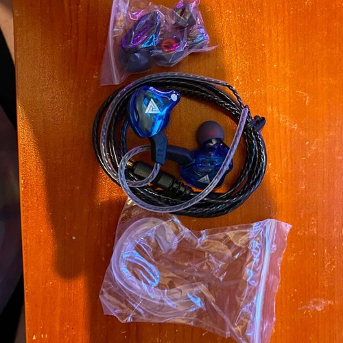QKZ AK wired in-ear earphones new, blue metallic design