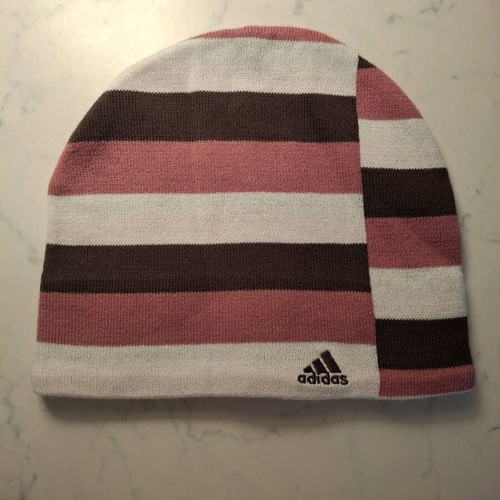 Adidas beanie like new, white and pink