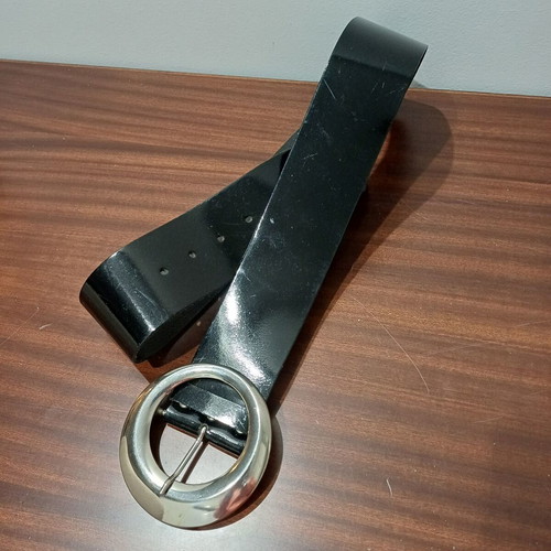 Marks & Spencer leather belt used, black, size S/M