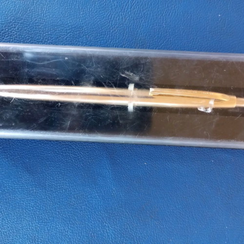 Gold-colored pen new from old shop stock