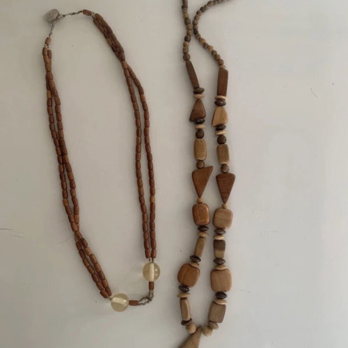 Set of 3 wooden necklaces, brown tones