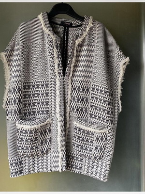 Aniye By ethnic sleeveless jacket like new, multicolor, size 38