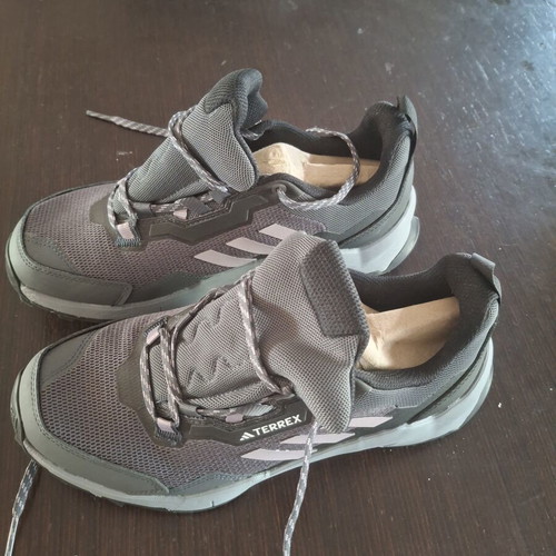 Adidas Terrex women's shoes like new, waterproof, mountain running