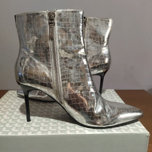Bershka Silver Croc Ankle Boots size 39 like new
