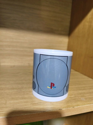 Playstation mug like new