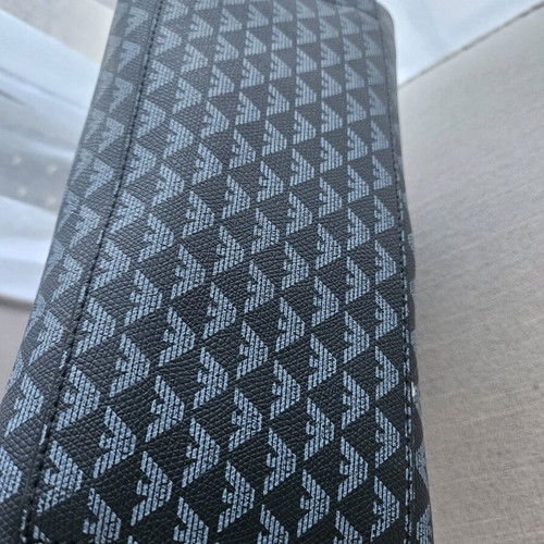 Γυναικεία τσάντα χειρός Emporio Armani σαν καινούργιο