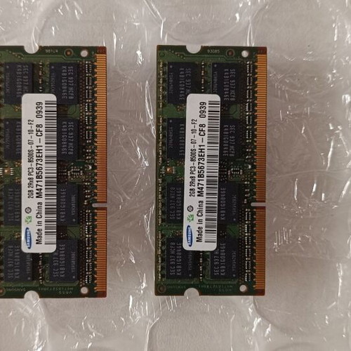 Samsung 2x 2GB DDR3 RAM 1066MHz laptop set like new