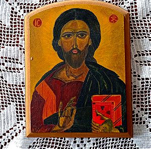 Χειροποίητη εικόνα του Χριστού πάνω σε ξύλο από αυτοδίδακτο αγιογράφο, μοναδικό κομμάτι πίστης.
