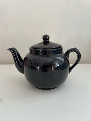 Κεραμική τσαγιέρα μεταχειρισμένη για ένα ή δύο φλιτζάνια, Αγγλίας