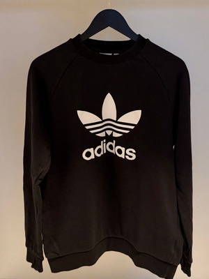 Adidas Originals crewneck sweatshirt Medium like new