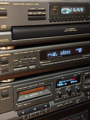 Technics STGT550 stereo synthesizer tuner