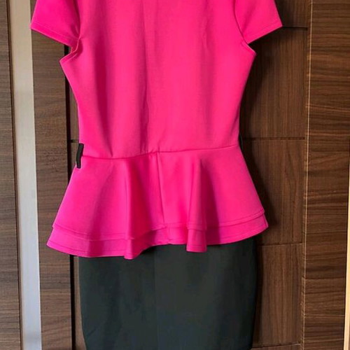 Dress short like new, black and pink, size L