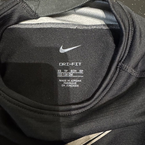 Nike kids' neoprene dryfit shirt used, size 128 cm, 8 years
