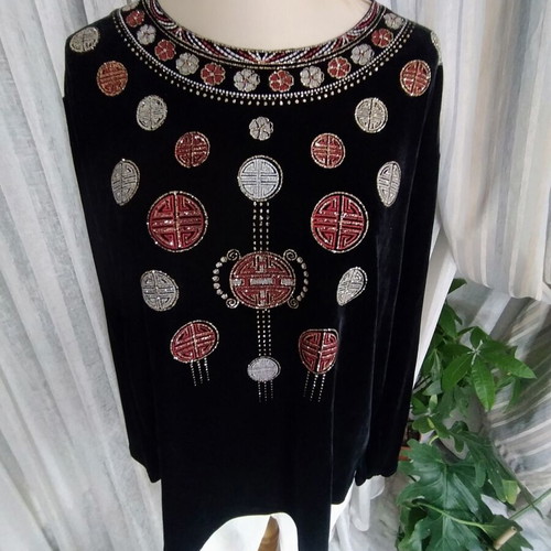 Velvet blouse new with embroidery, size XXXL, black