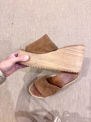 Platform sandals size 37 used, brown