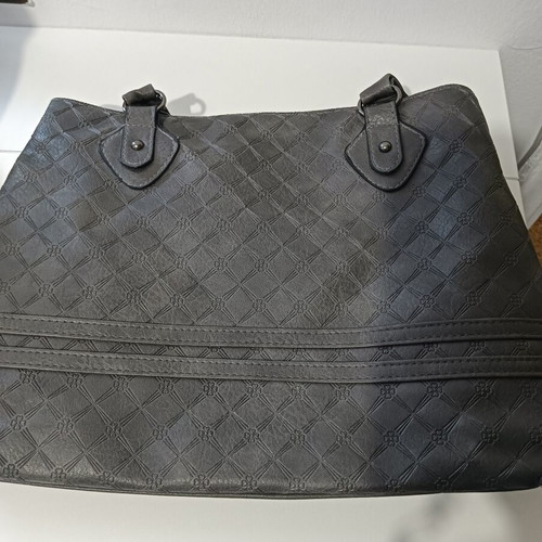 Shoulder bag gray like new, medium size