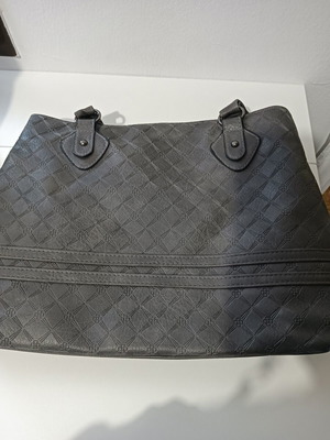 Shoulder bag gray like new, medium size