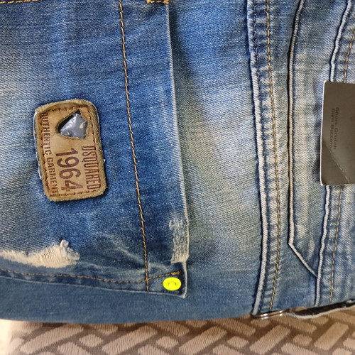 Dsquared2 denim shorts large new, blue