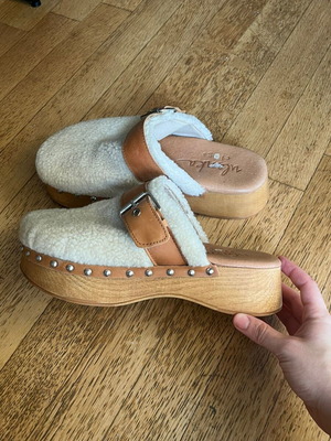 Platform clogs Ulanka used, wooden sole, size 38, white