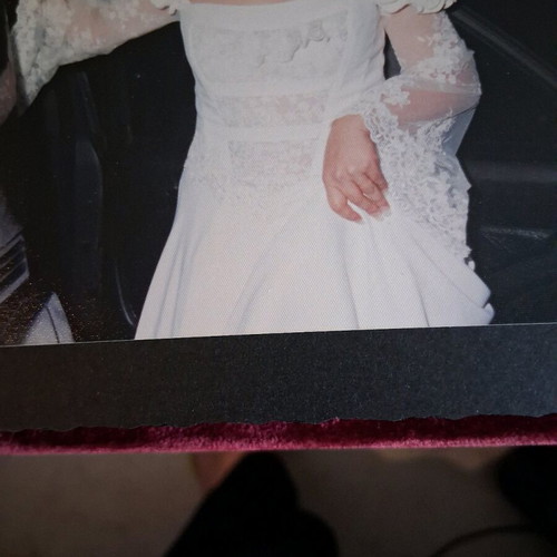 Boho wedding dress like new with lace and airy skirt