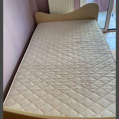 Children's bed with orthopedic mattress 120x200 cm like new