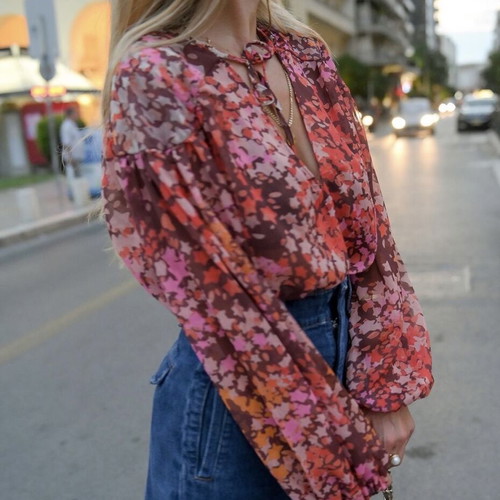 Dlv shirt like new with puffed sleeves