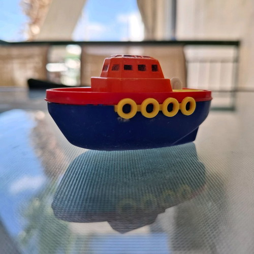 Bebe plastic toy boat used with damage
