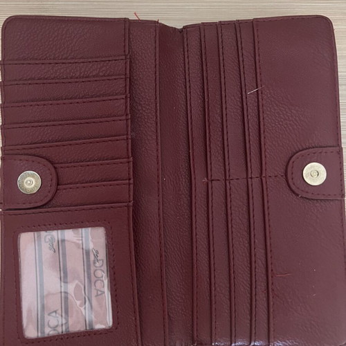 Doca wallet like new