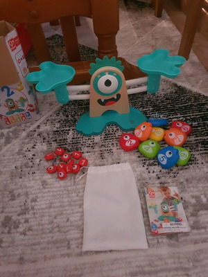 Hape balance toy used, suitable for ages 3+