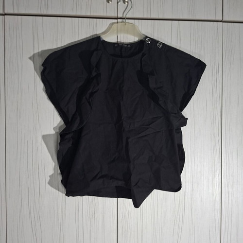 Zara Basic blouse used, black, size XS with ruffles and buttons