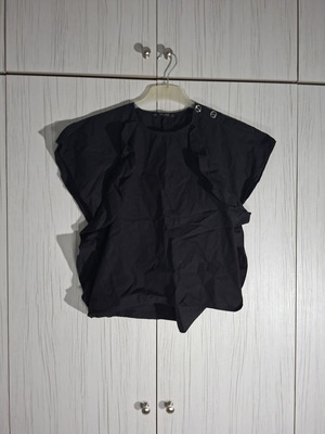 Zara Basic blouse used, black, size XS with ruffles and buttons