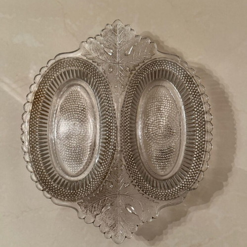 Small divided dish for nuts used with separator